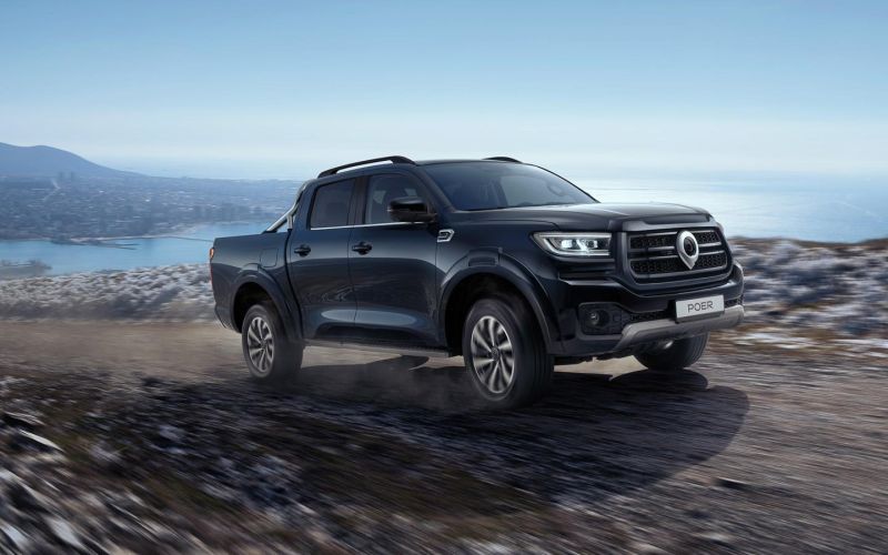 Обновленный GWM Poer получил бензиновый мотор. Цены и комплектации