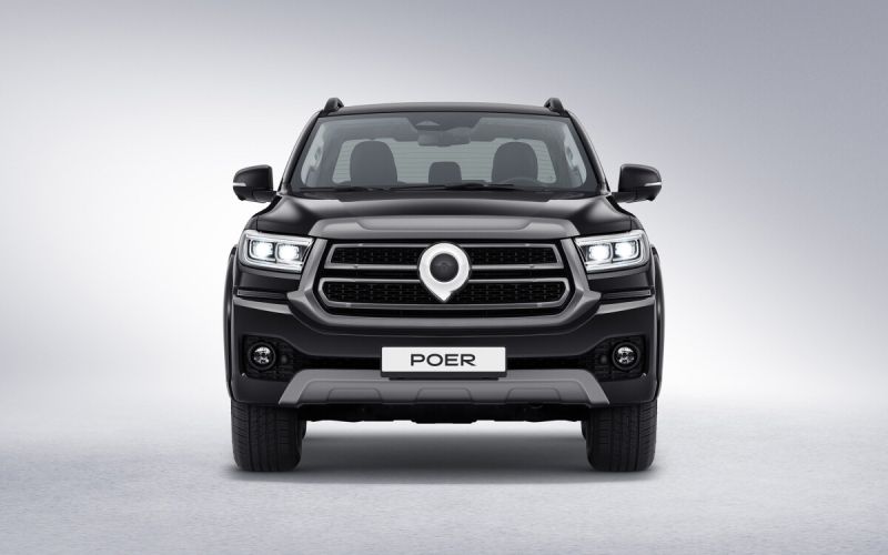 Обновленный GWM Poer получил бензиновый мотор. Цены и комплектации