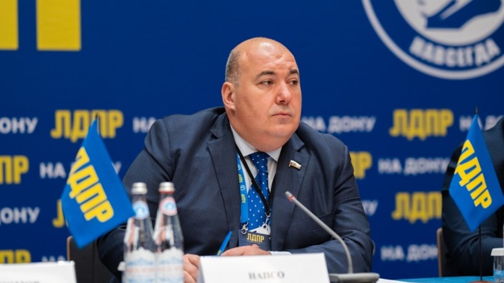 Совет Думы обсудит лишение депутатских полномочий депутата Напсо - Новости на Вести.ru