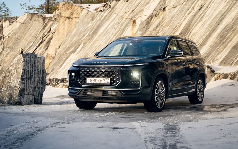 
            Живи легко, если сможешь. Тест-драйв Soueast S07 и Soueast S09
        