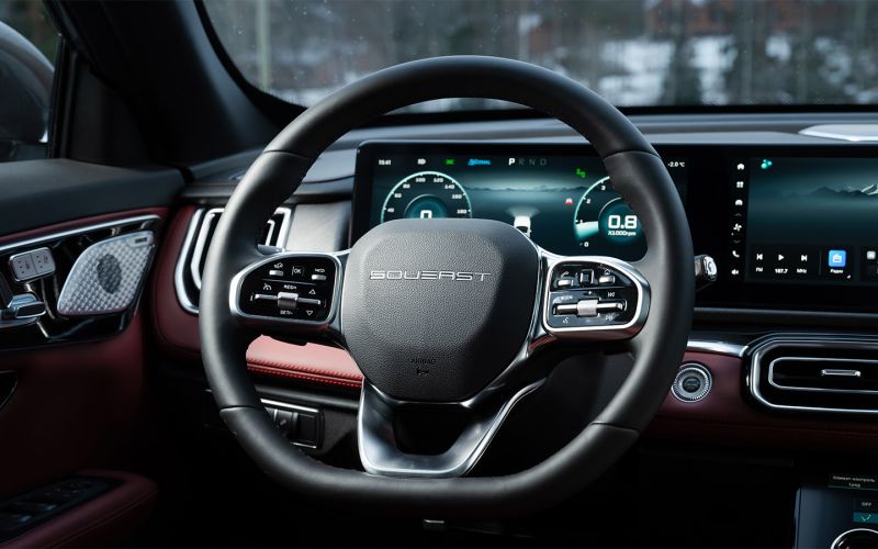 
            Живи легко, если сможешь. Тест-драйв Soueast S07 и Soueast S09
        