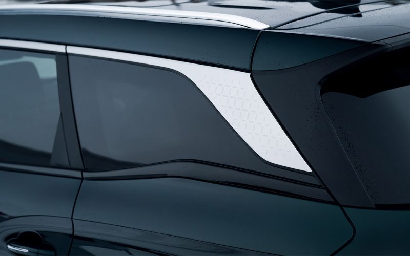 
            Живи легко, если сможешь. Тест-драйв Soueast S07 и Soueast S09
        