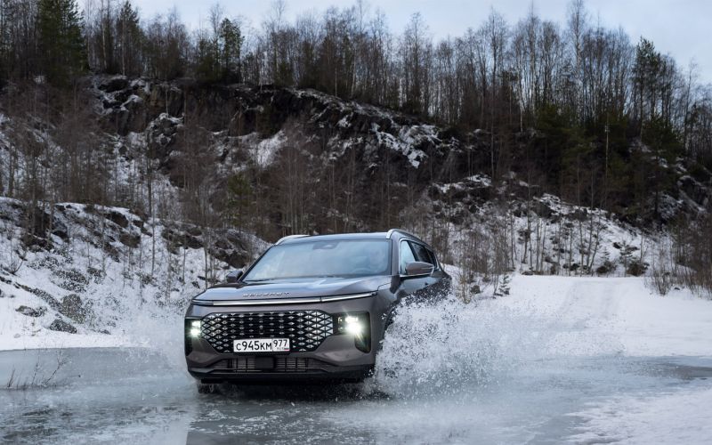 
            Живи легко, если сможешь. Тест-драйв Soueast S07 и Soueast S09
        