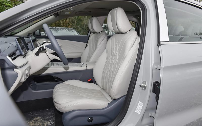 3 сумасшедшие новинки автосалона в Шанхае 2025. Они стоят как Lada Iskra