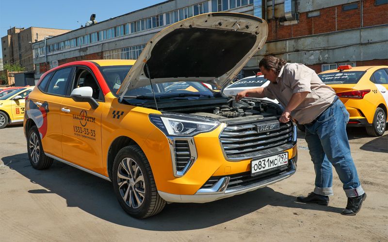 Без иномарок? Таксисты отреагировали на идею использования локальных авто
