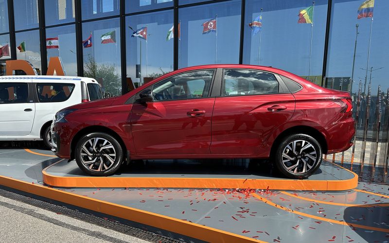 Чем новая Lada Iskra окажется лучше или хуже флагманской Vesta. В деталях