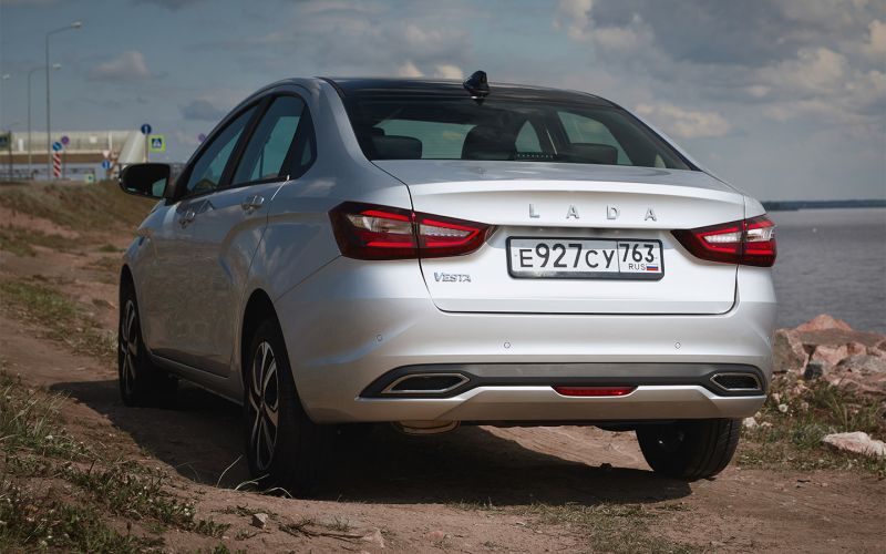 Чем новая Lada Iskra окажется лучше или хуже флагманской Vesta. В деталях