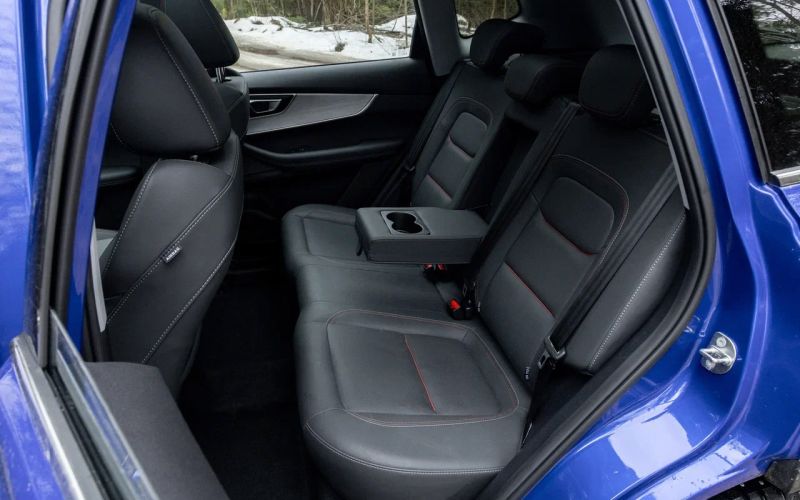 
            Головоломку заказывали? XCite X-cross 7 vs Geely Cityray
        