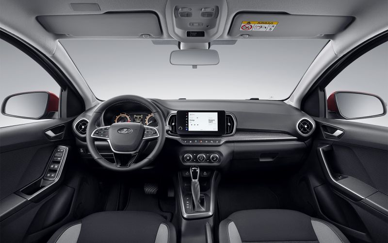 
            «Идеальный вариант для США». Что говорят про новую Lada Iskra за границей
        