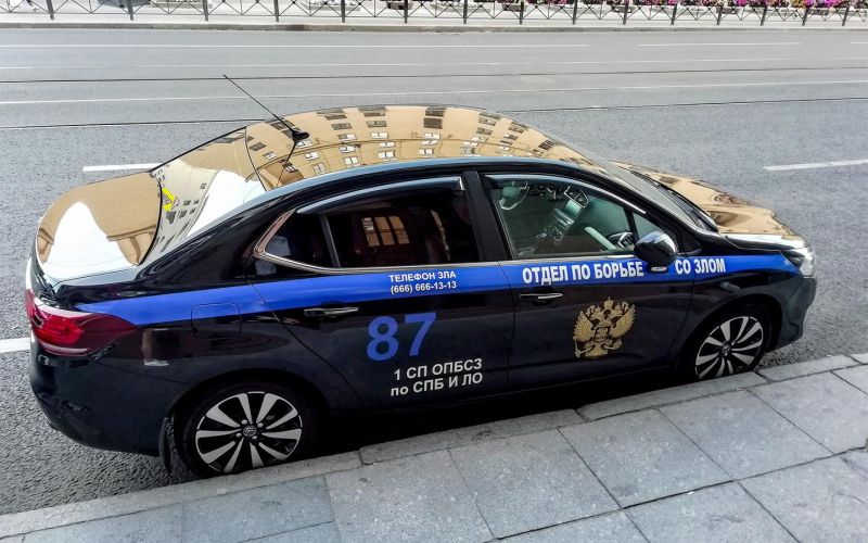 Как нельзя украшать автомобили в России. За это могут лишить прав