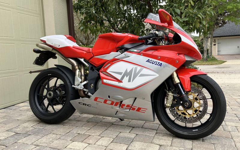 
            Какой мотоцикл самый быстрый в мире и какая его максимальная скорость
        