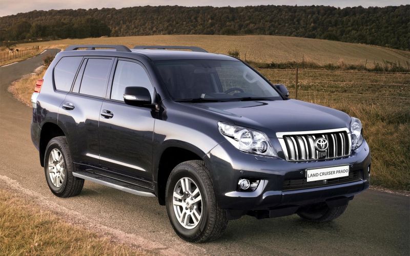 
            Land Cruiser за ₽3 млн? Взгляните, сколько стоили машины 15 лет назад
        