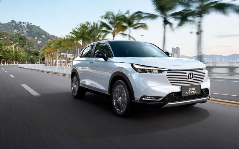 
            «Мы никогда не уходили». Все о новых схемах работы Honda в России
        