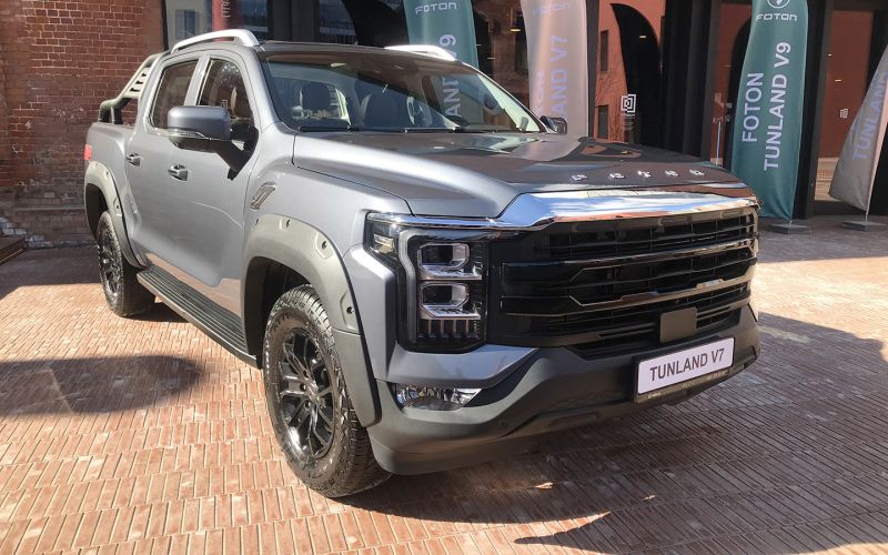 Новые внедорожники, возвращение Audi TT и уничтожение Tesla: итоги недели