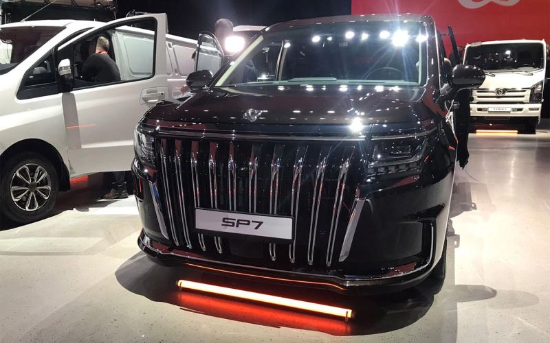 Новый Hongqi HQ9 и его четыре конкурента в России