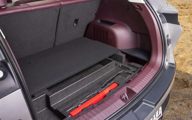 
            Нужен бестюнинг. Первый тест кроссовера Bestune T90
        