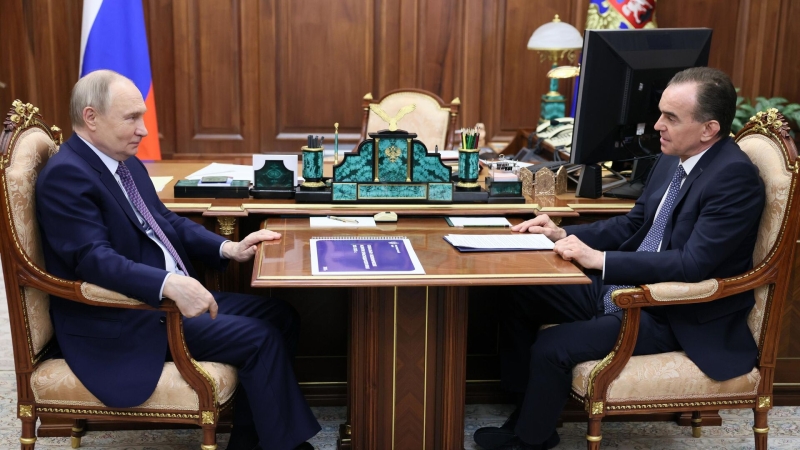 Путин поручил улучшить ситуацию со второй сменой в школах на Кубани