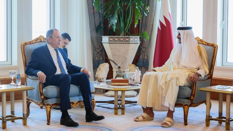 Путин провел телефонный разговор с эмиром Катара