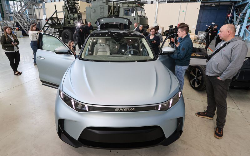 
            «Рольф-кар», тюрьма за дрифт и платные парковки в МО: итоги недели
        