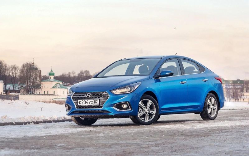 
            Россияне потеряли интерес к б/у машинам. Рынок упал впервые за 8 месяцев
        