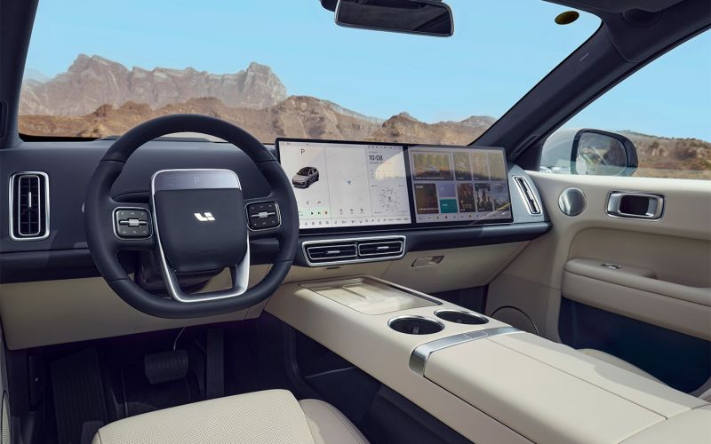 «Русский язык — за деньги». Все о подводных камнях при покупке LiXiang