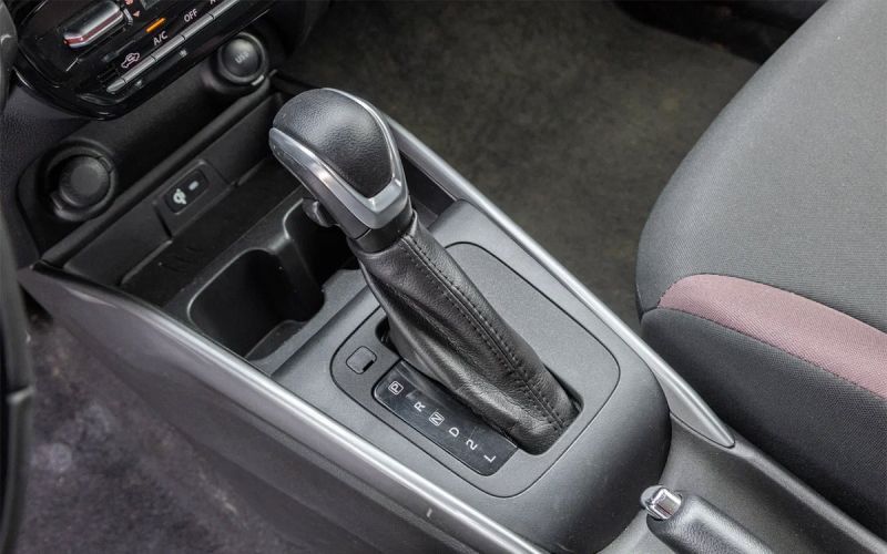 
            Тест нового Suzuki Fronx. Кроссовер, который прикинулся бюджетником
        