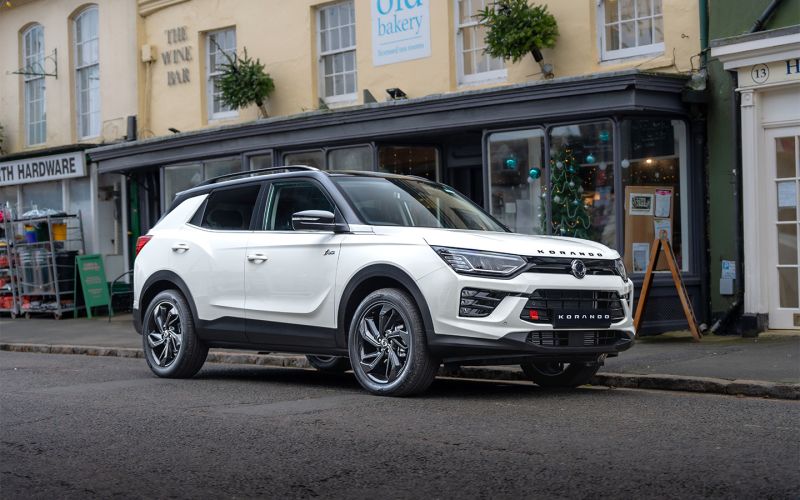 
            В России стартовали продажи корейских моделей KGM. Бренд снизил цены
        