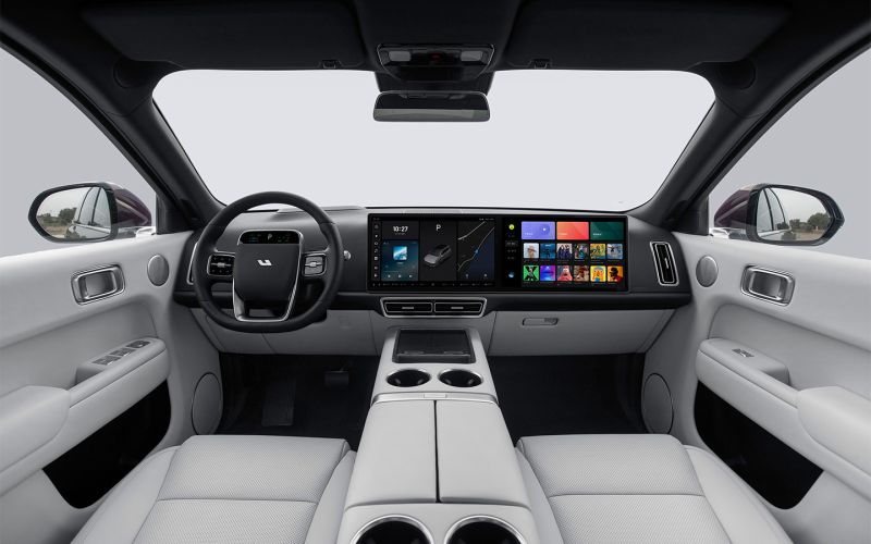 
            В России упали продажи LiXiang. К их надежности возникли вопросы
        