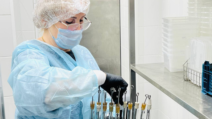 Вспышка кишечной инфекции произошла в общежитии СУНЦ УрФУ в Екатеринбурге - Новости на Вести.ru