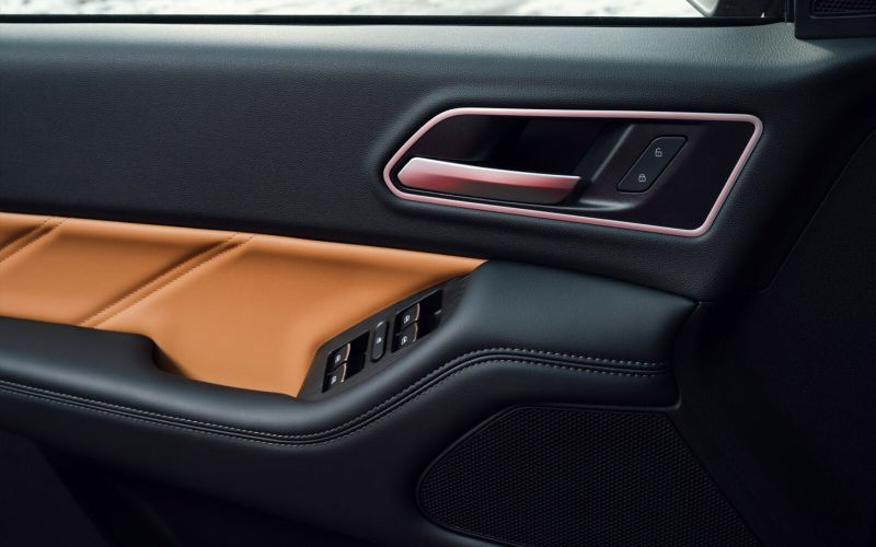 
            За лестницей в новых сапогах. Тест обновленного GWM Poer на бездорожье
        