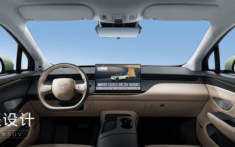 
            3 новинки от Hongqi: «умные» седан, кроссовер и летающий автомобиль
        