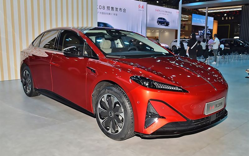 
            3 новинки от Hongqi: «умные» седан, кроссовер и летающий автомобиль
        