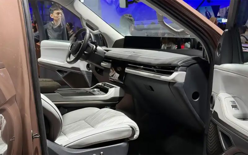 5 «американцев» на Auto Shanghai 2025. В Китае их не заменить
