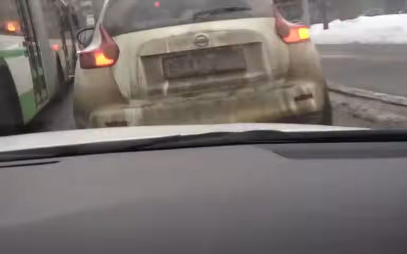 
            5 автомобилей — героев мемов. Ироничный обзор к 1 апреля
        