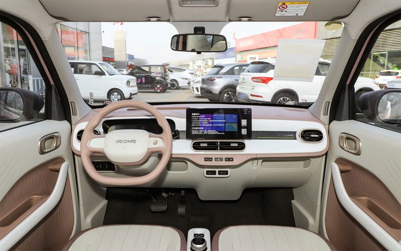 6 фактов о Geely Panda Mini. Он засветился в Шанхае