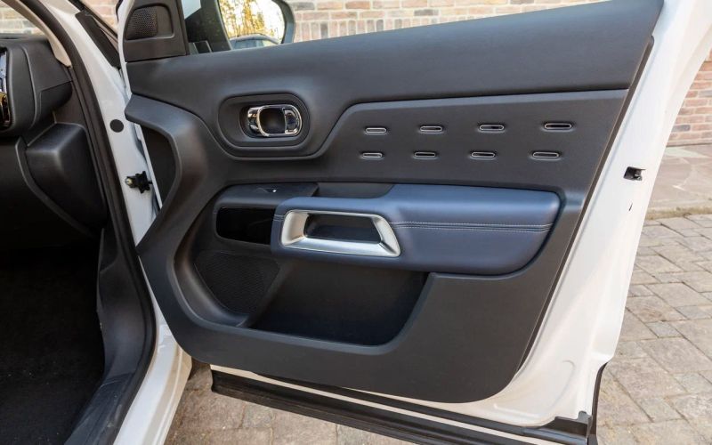 
            7 ключевых отличий Citroёn C5 Aircross российской сборки. Первый тест
        