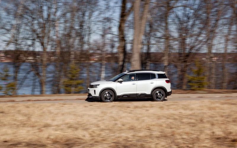 
            7 ключевых отличий Citroёn C5 Aircross российской сборки. Первый тест
        