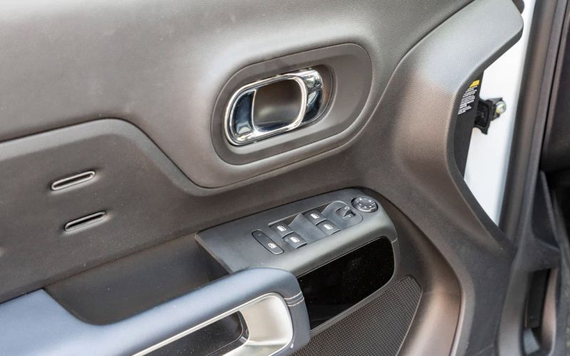 
            7 ключевых отличий Citroёn C5 Aircross российской сборки. Первый тест
        