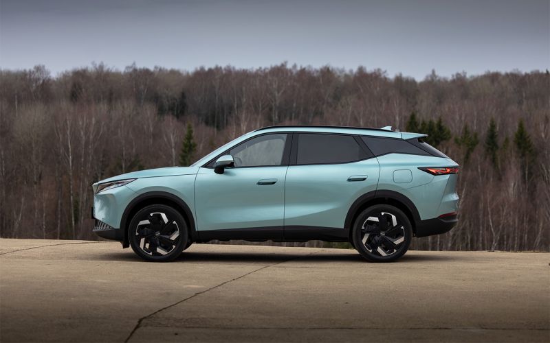 
            7 ступеней принятия. Первый тест флагманского кроссовера Omoda C7
        