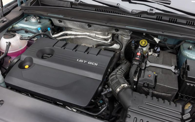 
            7 ступеней принятия. Первый тест флагманского кроссовера Omoda C7
        