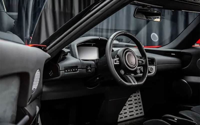 
            BMW против китайских спорткаров: 6 любопытных новинок Шанхайского салона
        