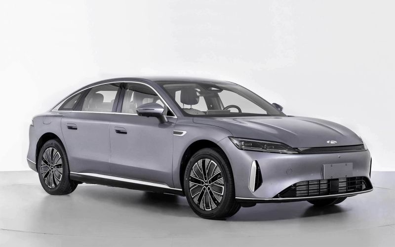 
            BMW против китайских спорткаров: 6 любопытных новинок Шанхайского салона
        