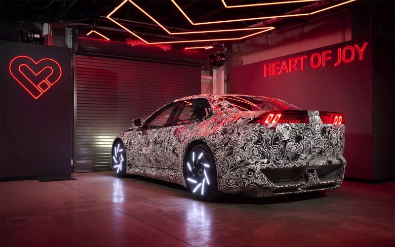 
            BMW против китайских спорткаров: 6 любопытных новинок Шанхайского салона
        