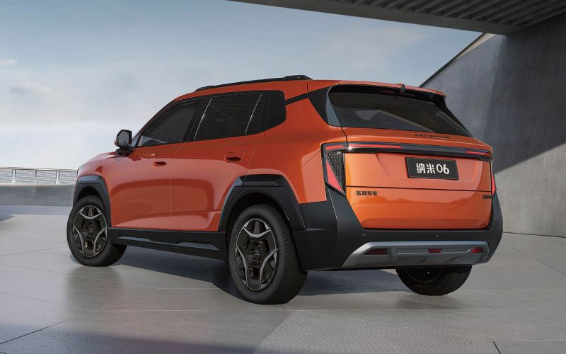 
            BMW против китайских спорткаров: 6 любопытных новинок Шанхайского салона
        