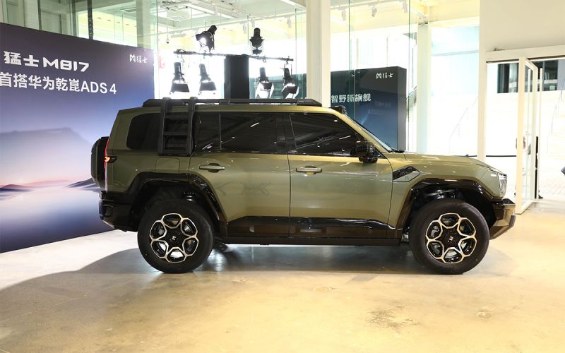 Haval и Tank представили новые внедорожники. Онлайн с Шанхая-2025