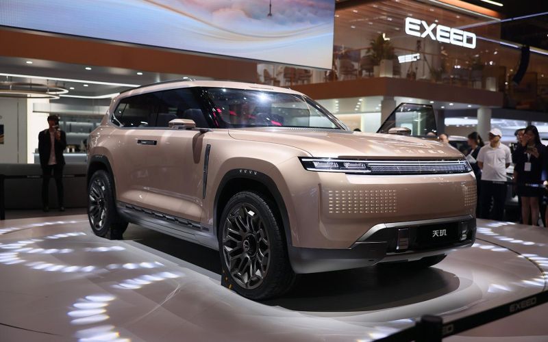 Haval и Tank представили новые внедорожники. Онлайн с Шанхая-2025