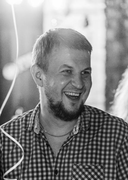 
            Машины Папы Римского: на чем ездил Папа Франциск и другие понтифики
        