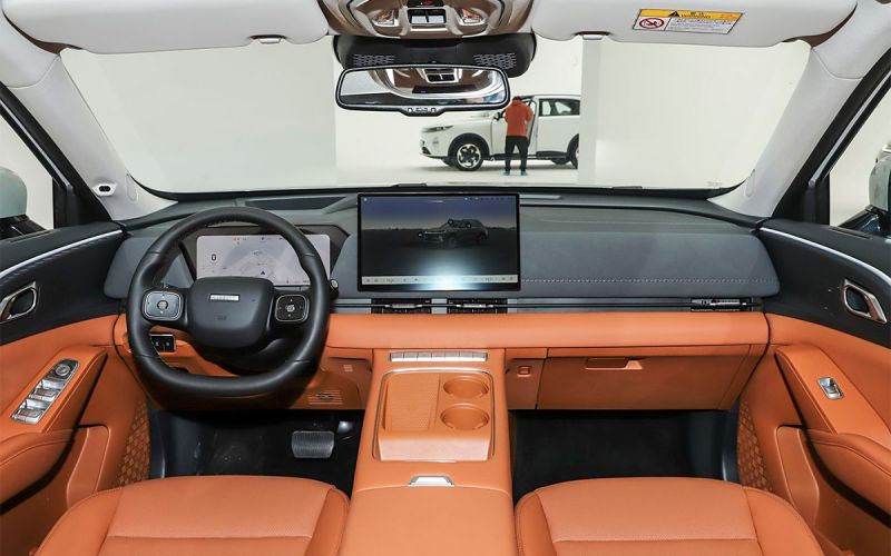 От Haval до JAC. 5 кроссоверов из Шанхая, которые привезут в Россию