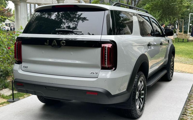 От Haval до JAC. 5 кроссоверов из Шанхая, которые привезут в Россию