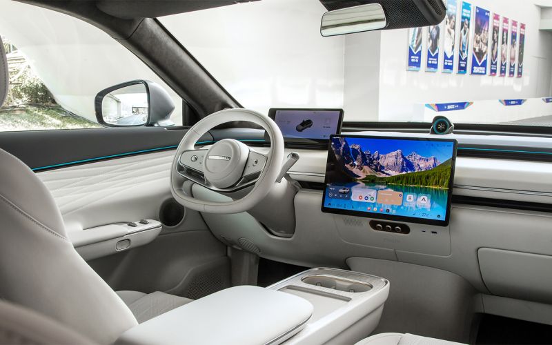 
            От Lada Iskra до новых внедорожников. Какие автомобили купить в апреле
        